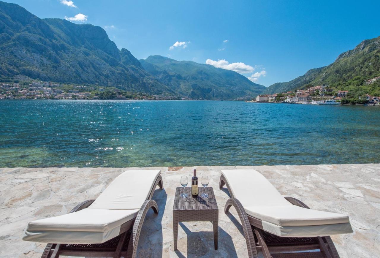 Seafront Apartment Kotor Eksteriør bilde