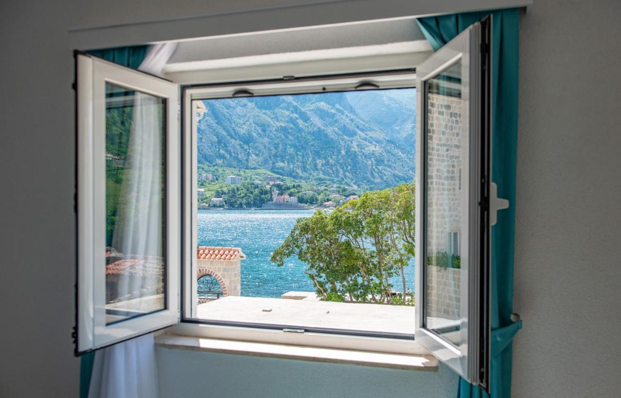 Seafront Apartment Kotor Eksteriør bilde